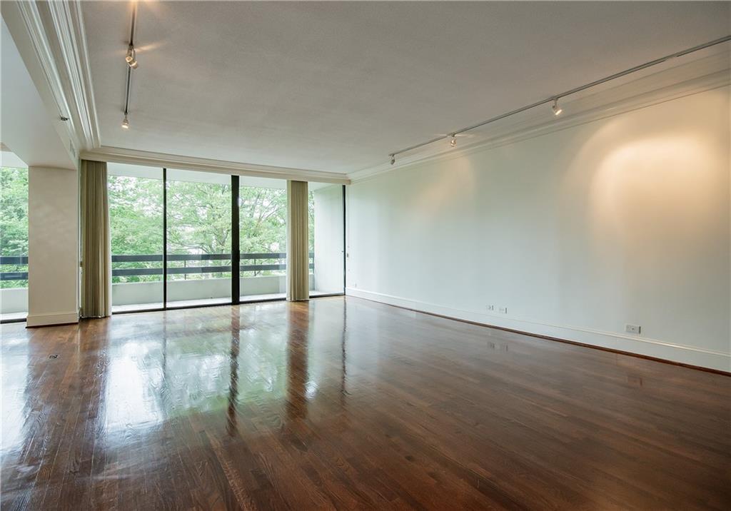 2660 Peachtree Road NW Unit 6E