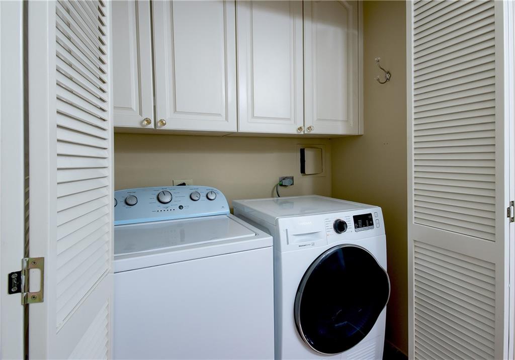 2660 Peachtree Road NW Unit 6E