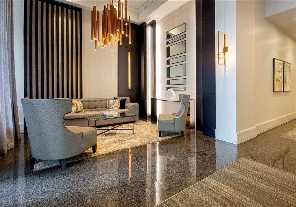 2660 Peachtree Road NW Unit 6E