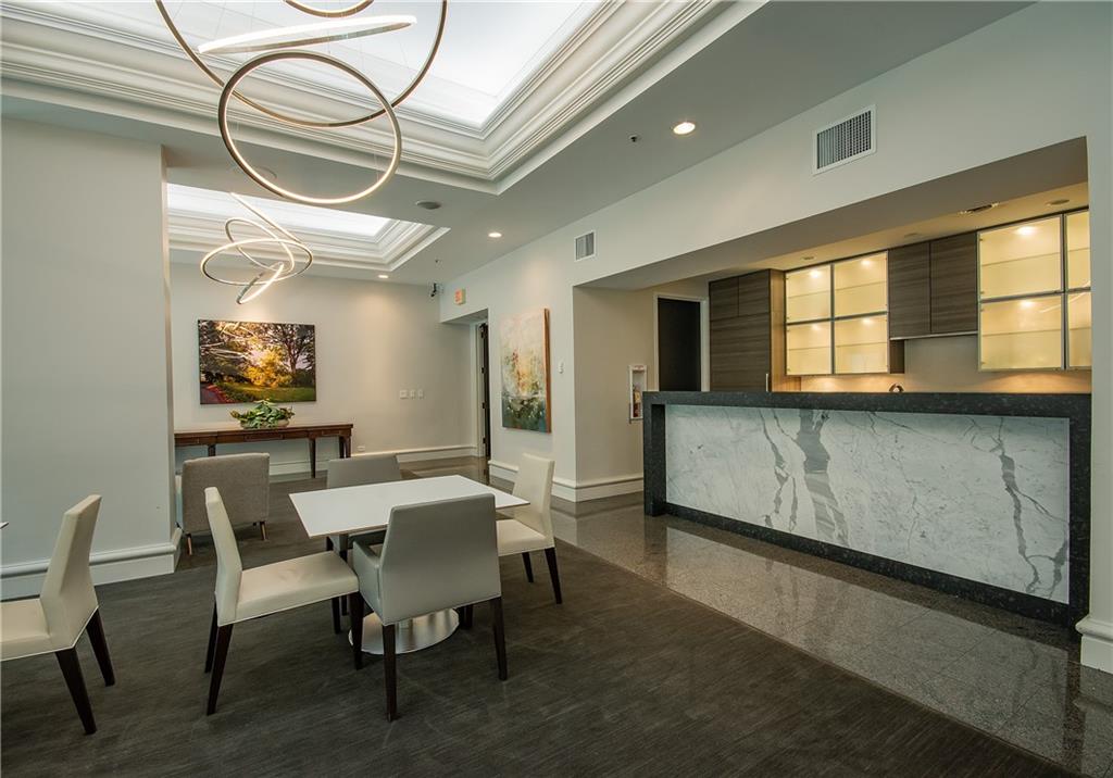 2660 Peachtree Road NW Unit 6E