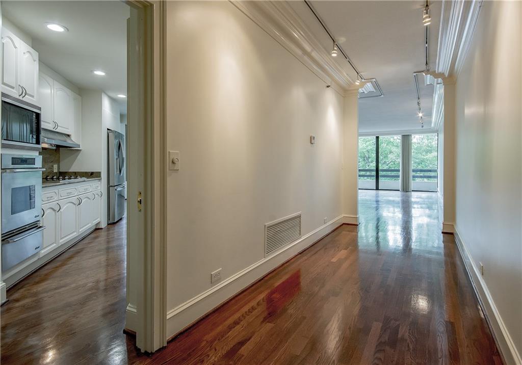 2660 Peachtree Road NW Unit 6E