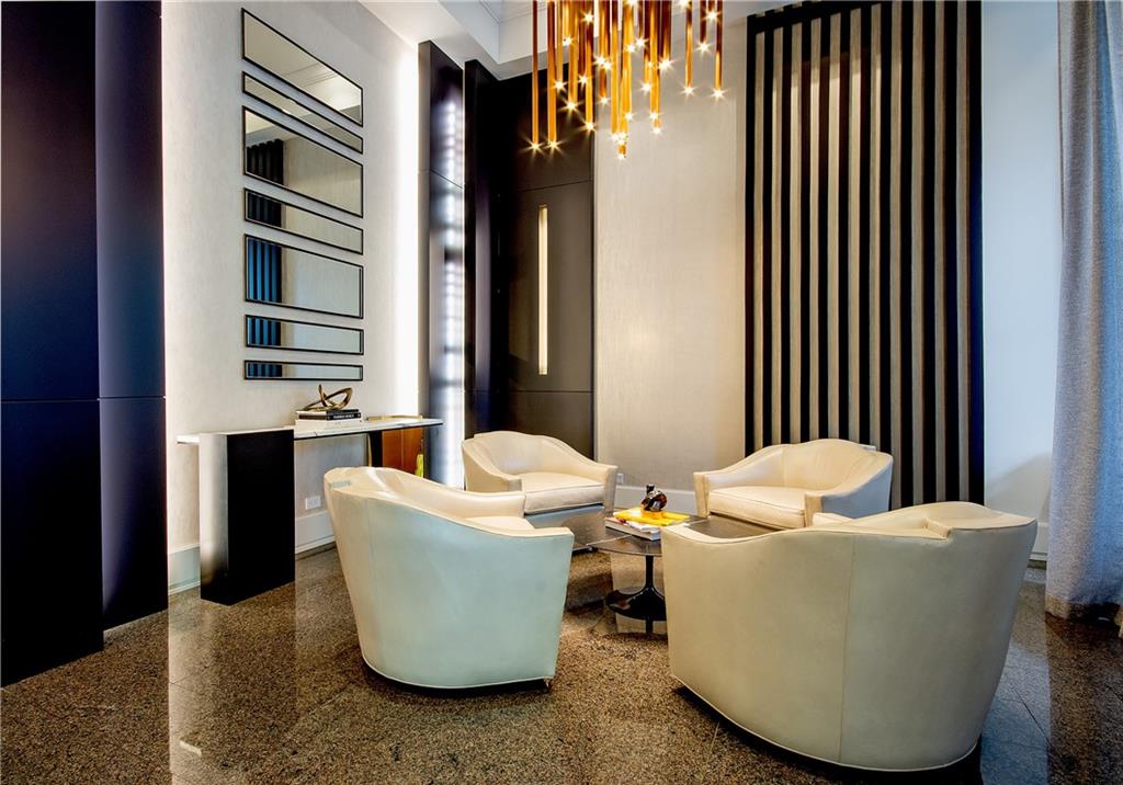 2660 Peachtree Road NW Unit 6E