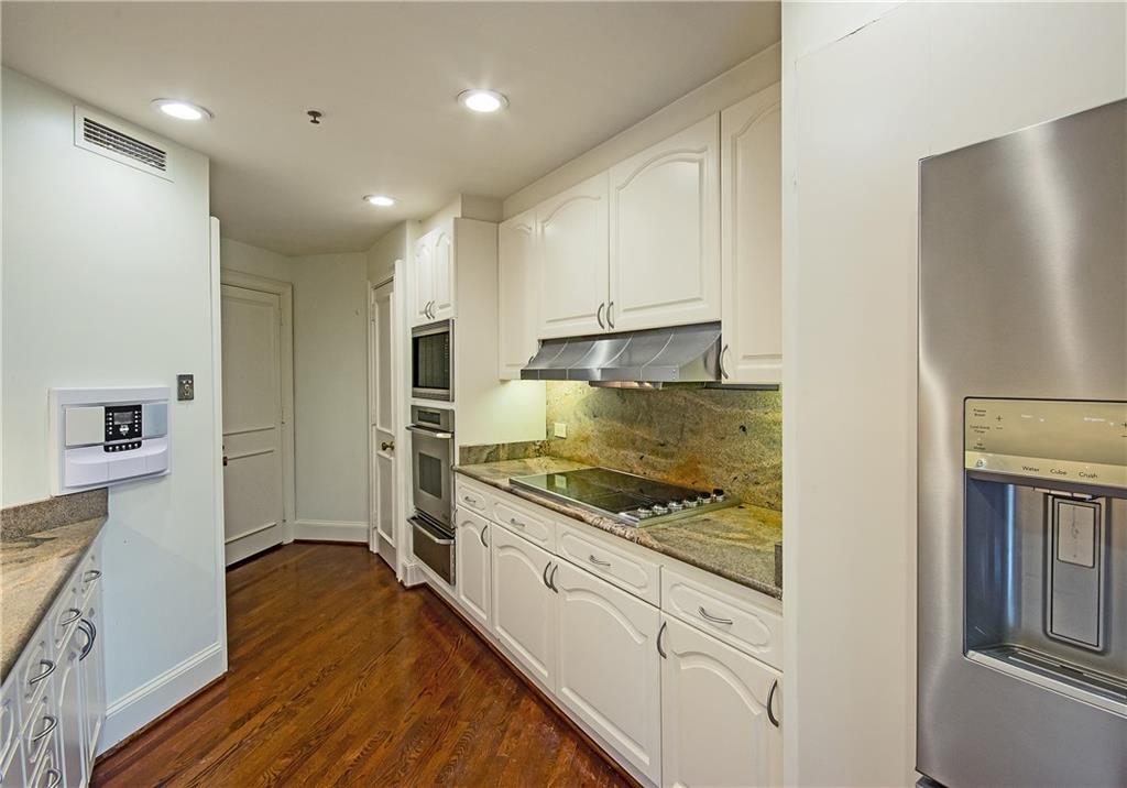 2660 Peachtree Road NW Unit 6E