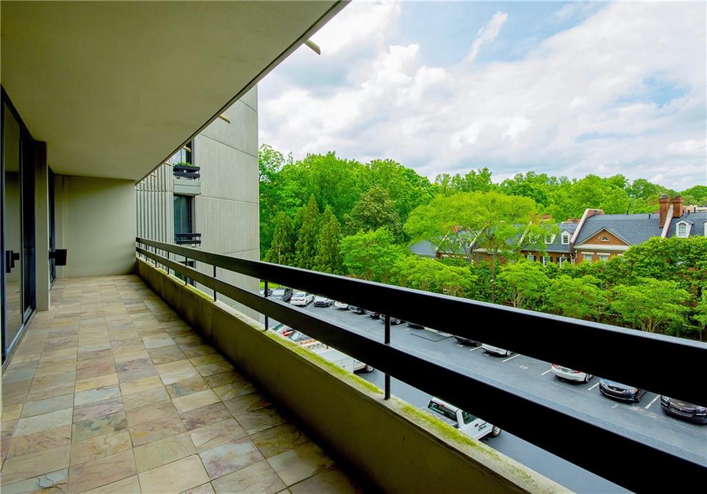 2660 Peachtree Road NW Unit 6E