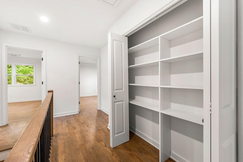 4260 Blackland Way