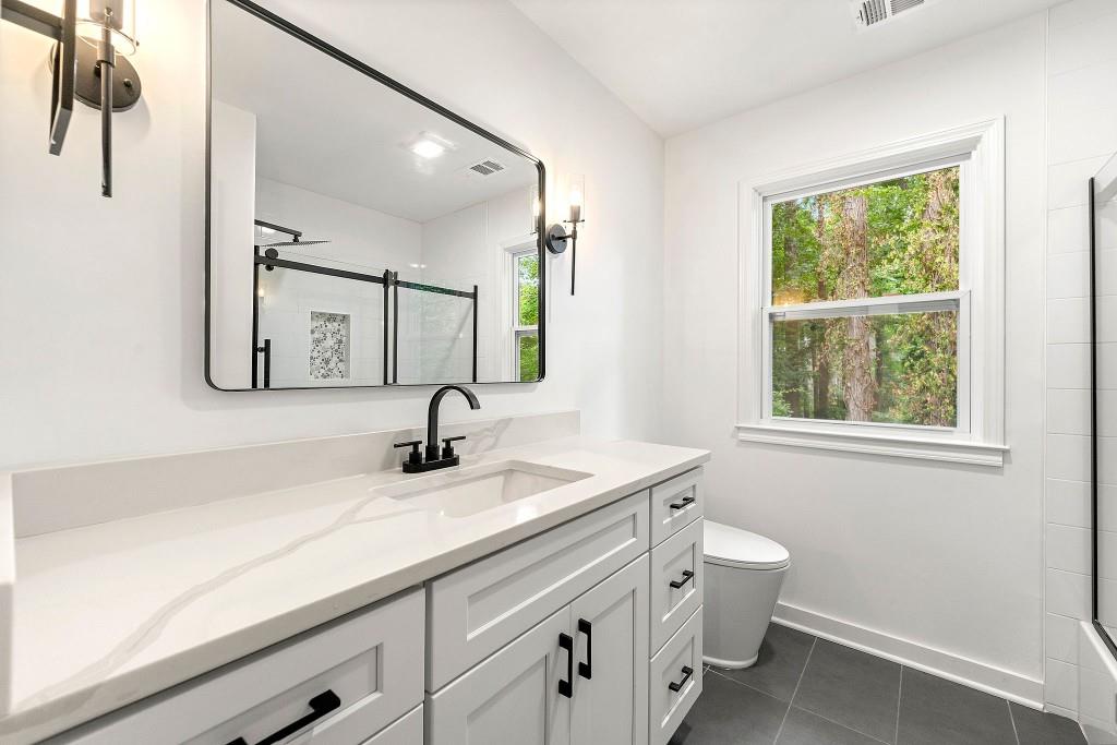 4260 Blackland Way