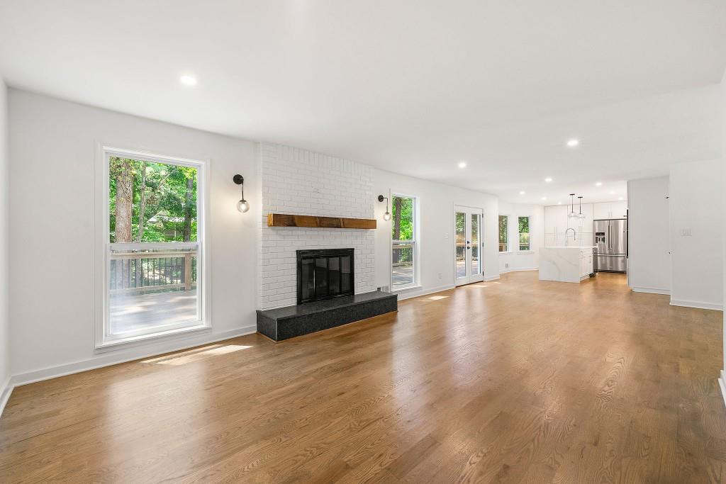 4260 Blackland Way