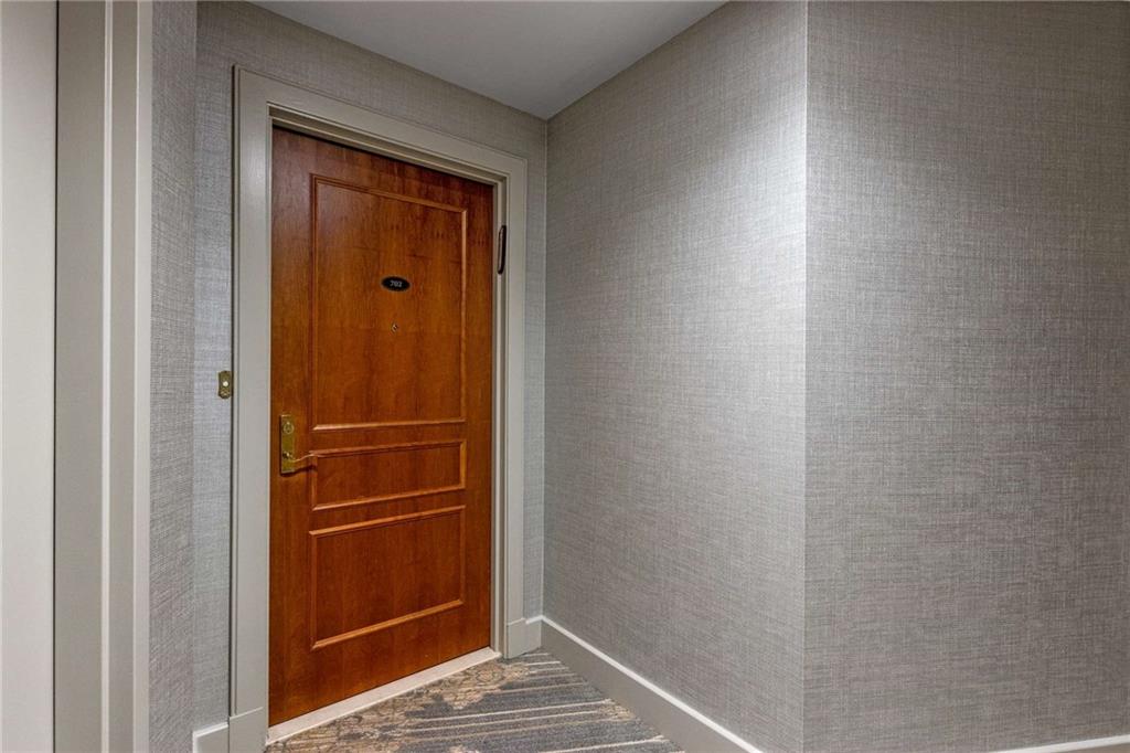 700 Park Regency Place NE Unit 702