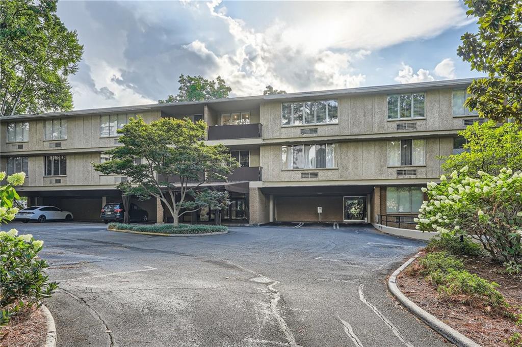 2637 Peachtree Road NE Unit 308