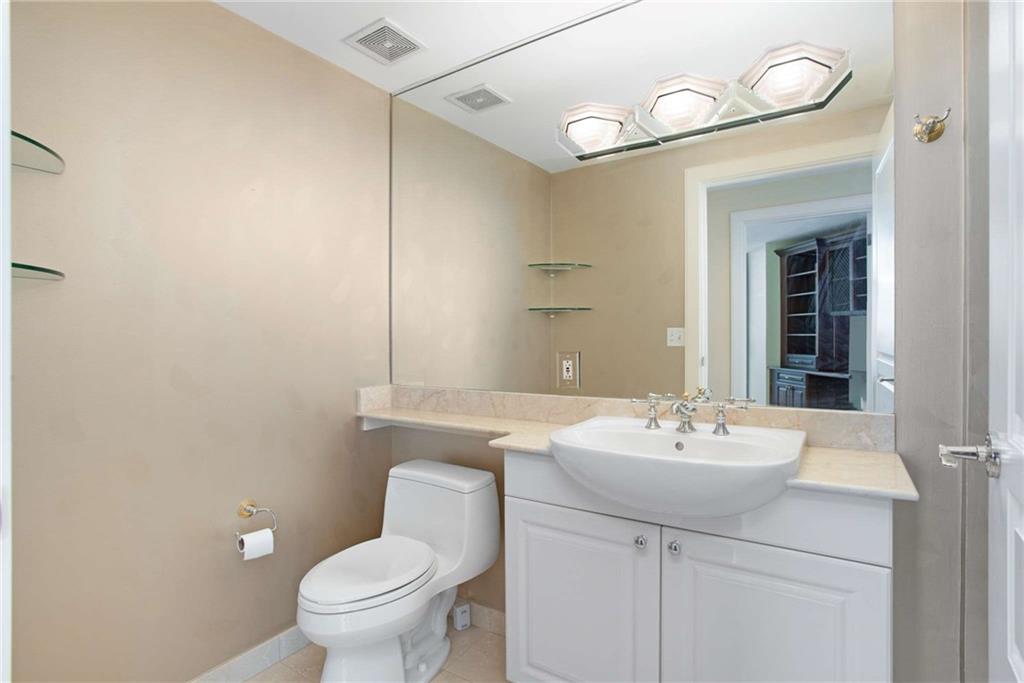 700 Park Regency Place NE Unit 1907