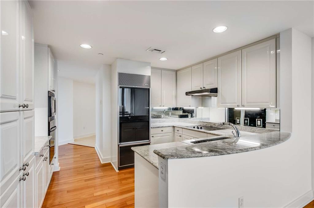 700 Park Regency Place NE Unit 1907