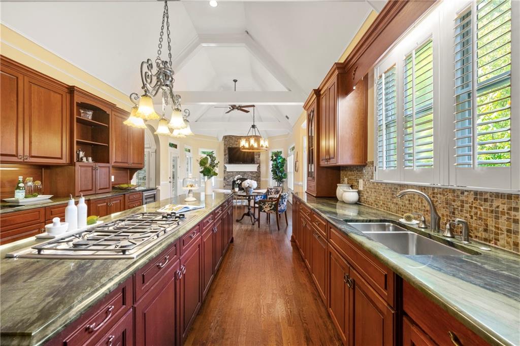 31 Peppertree Court