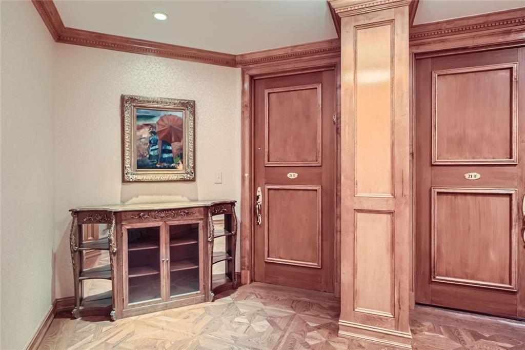 2660 Peachtree Road NW Unit 21E