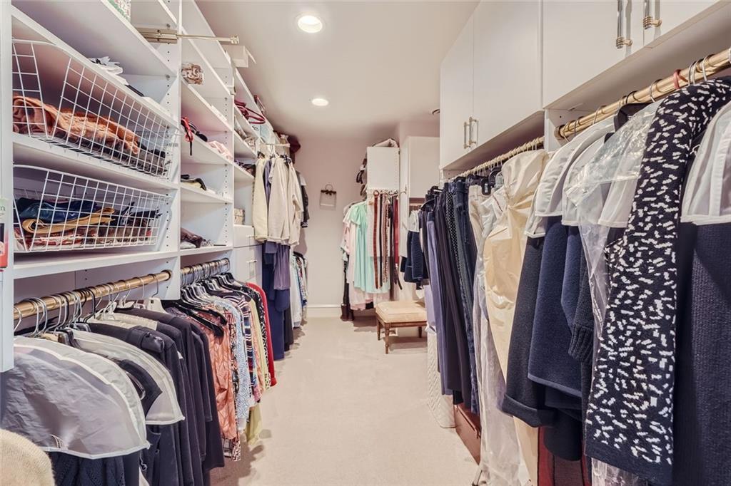 2660 Peachtree Road NW Unit 21E