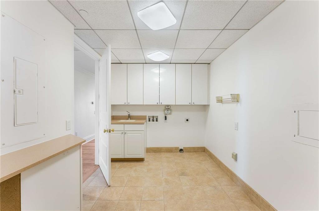 750 Park Avenue NE Unit 16N