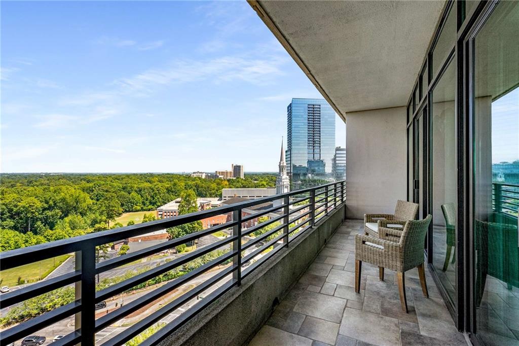 750 Park Avenue NE Unit 16N