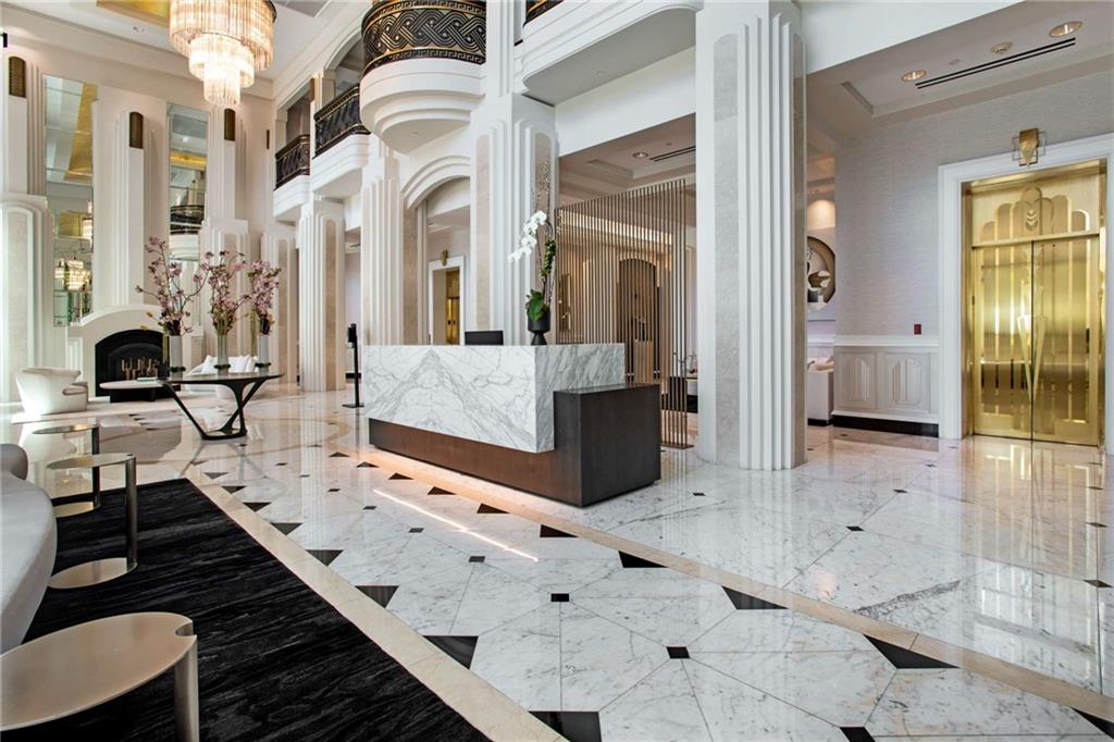 750 Park Avenue NE Unit 16N