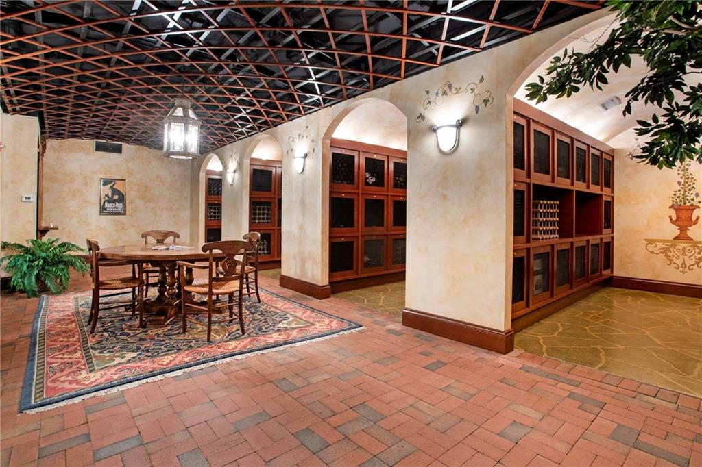 750 Park Avenue NE Unit 16N