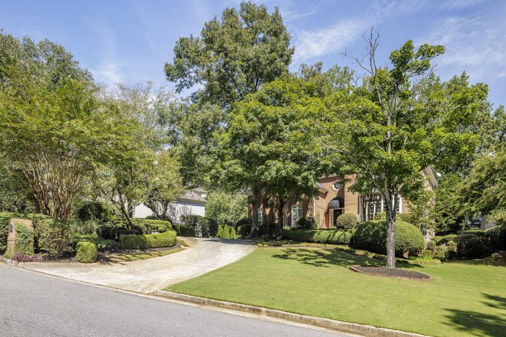 5369 Brooke Farm Drive