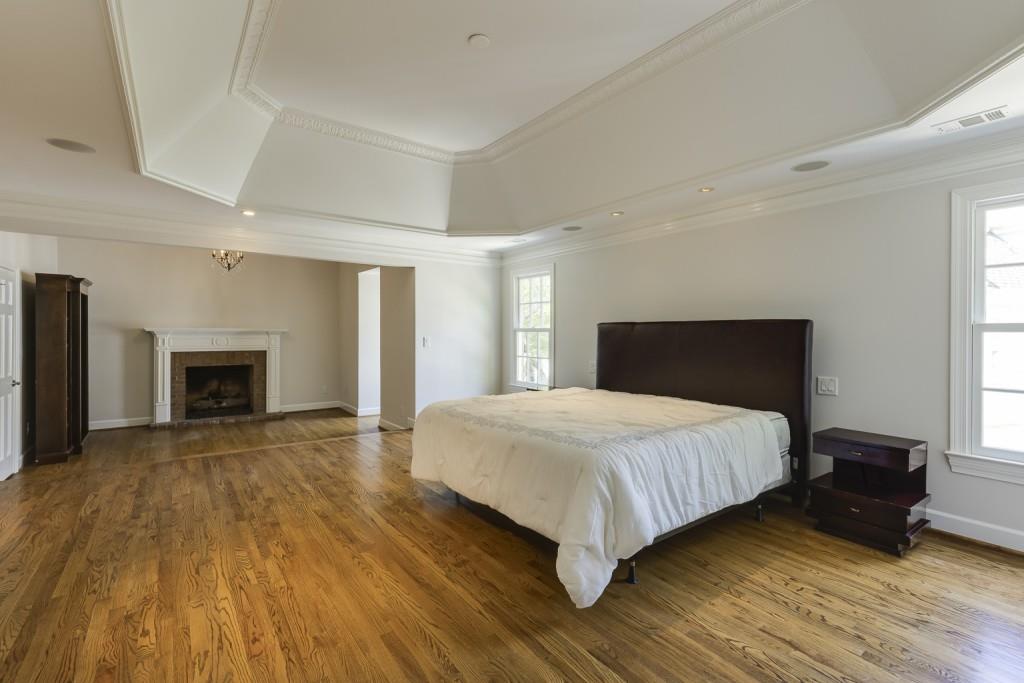 5369 Brooke Farm Drive