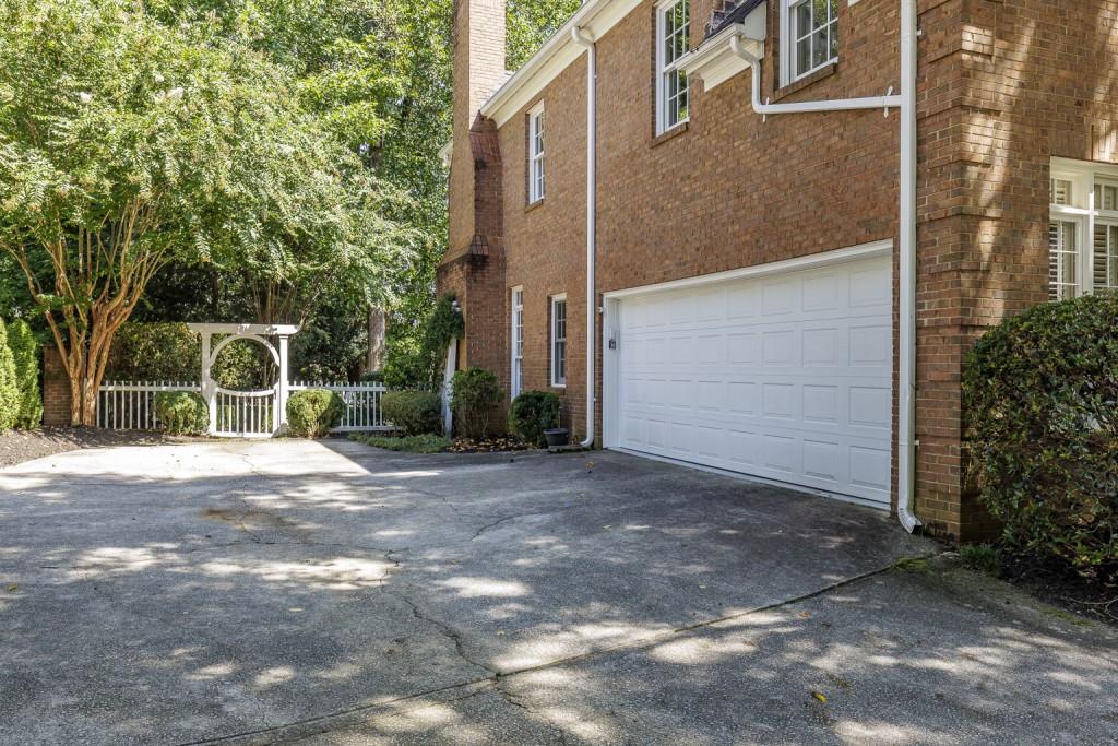 5369 Brooke Farm Drive