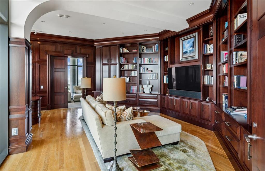 750 Park Avenue NE Unit 37SW