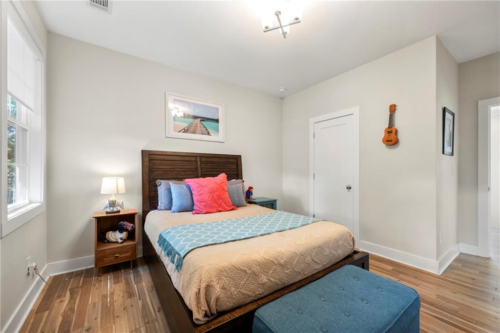 112 Cleveland Street SE Unit B