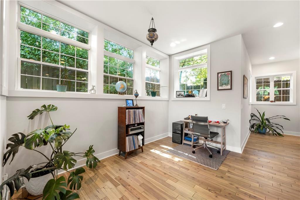 112 Cleveland Street SE Unit B