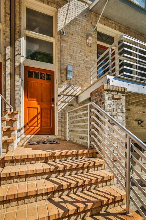 1328 Fernwood Circle NE