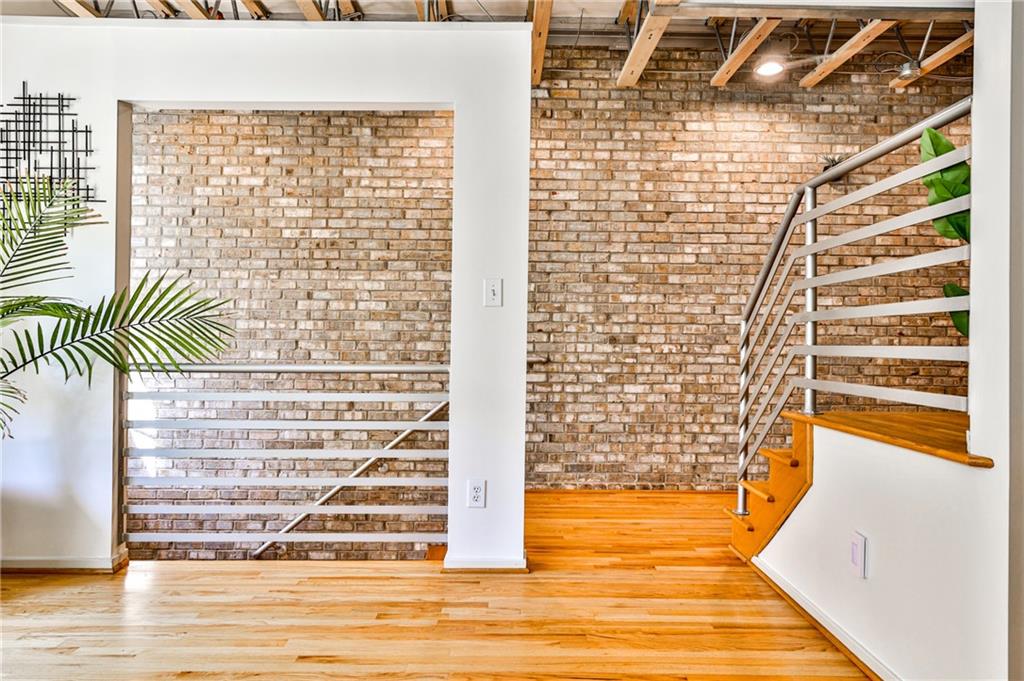 1328 Fernwood Circle NE