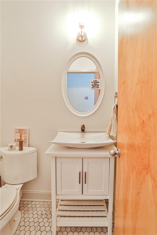 1328 Fernwood Circle NE