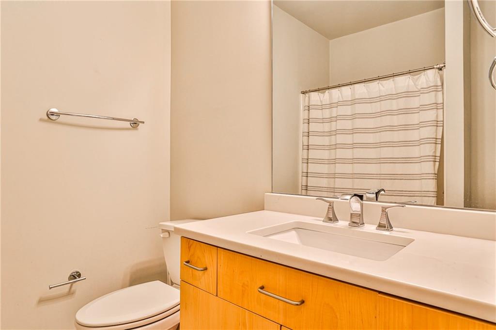 1328 Fernwood Circle NE