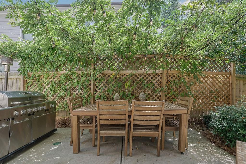 1627 Wayland Circle NE