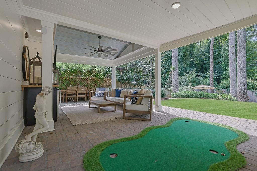 1627 Wayland Circle NE