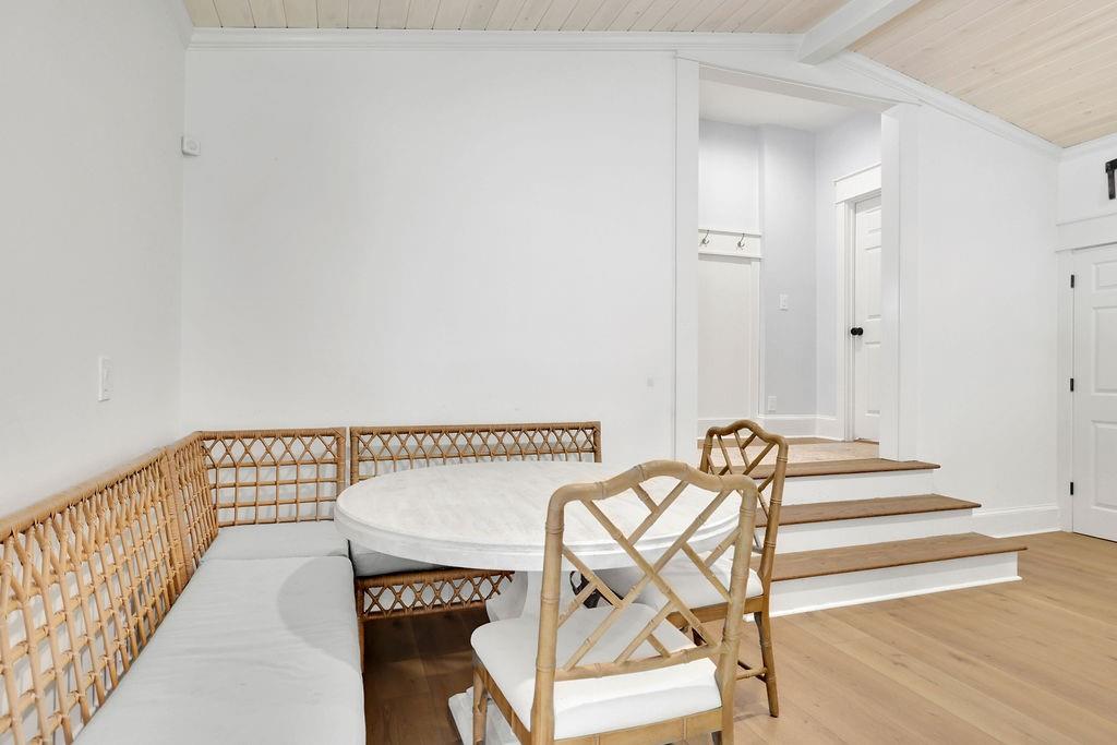 1627 Wayland Circle NE