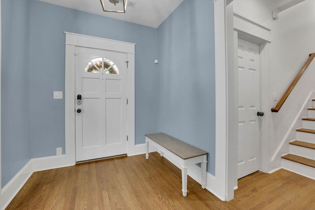 1627 Wayland Circle NE