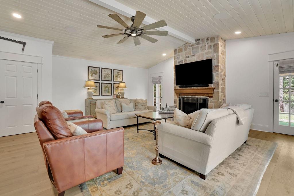 1627 Wayland Circle NE