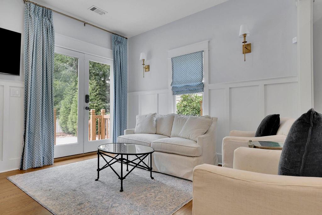 1627 Wayland Circle NE