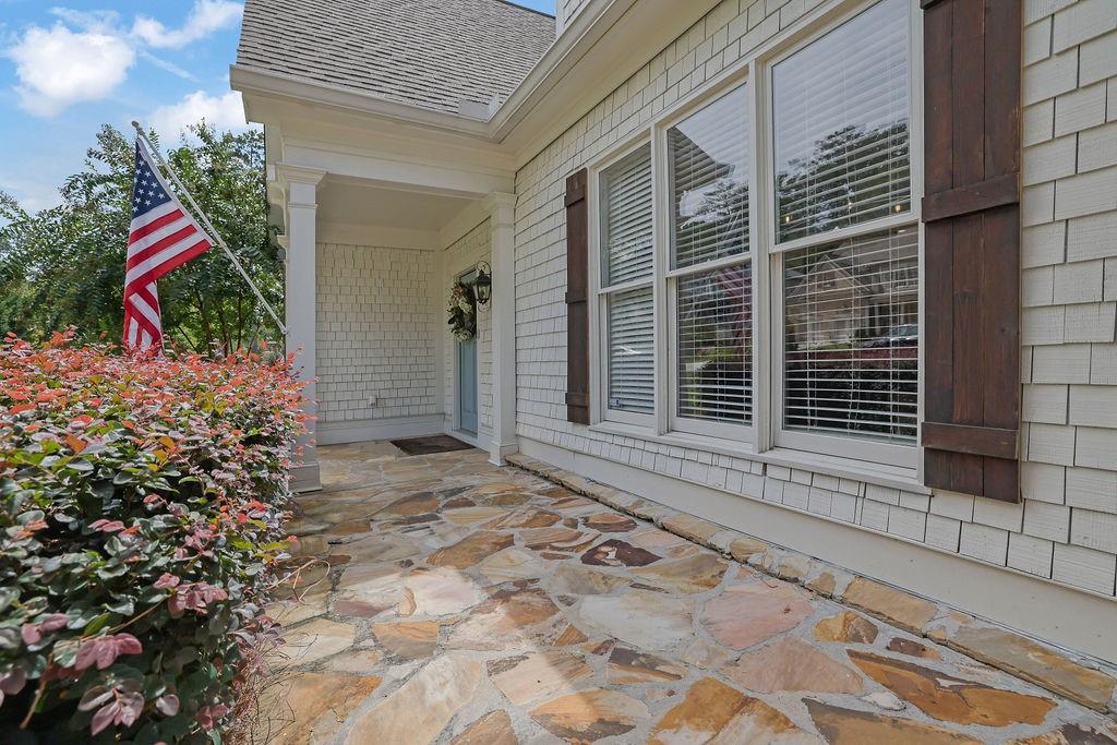 1627 Wayland Circle NE