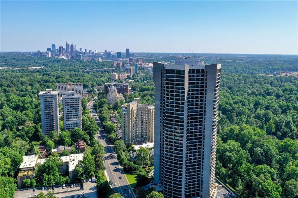 2660 Peachtree Road NW Unit 28C
