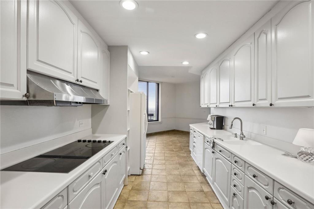 2660 Peachtree Road NW Unit 28C