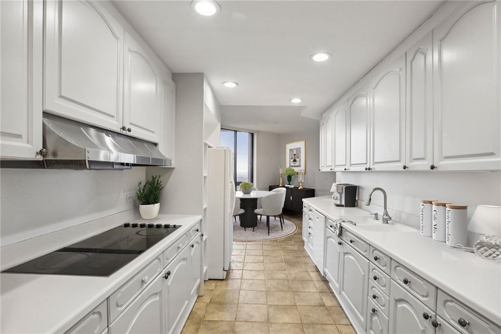 2660 Peachtree Road NW Unit 28C
