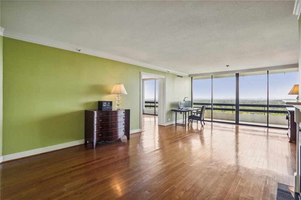 2660 Peachtree Road NW Unit 28C