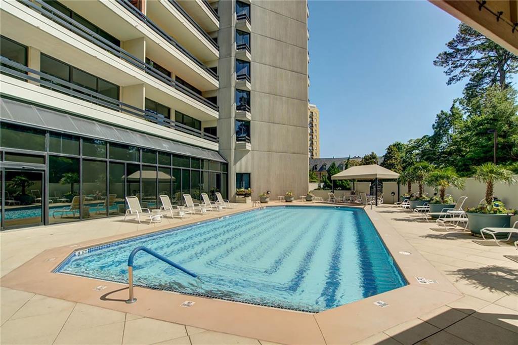 2660 Peachtree Road NW Unit 28C