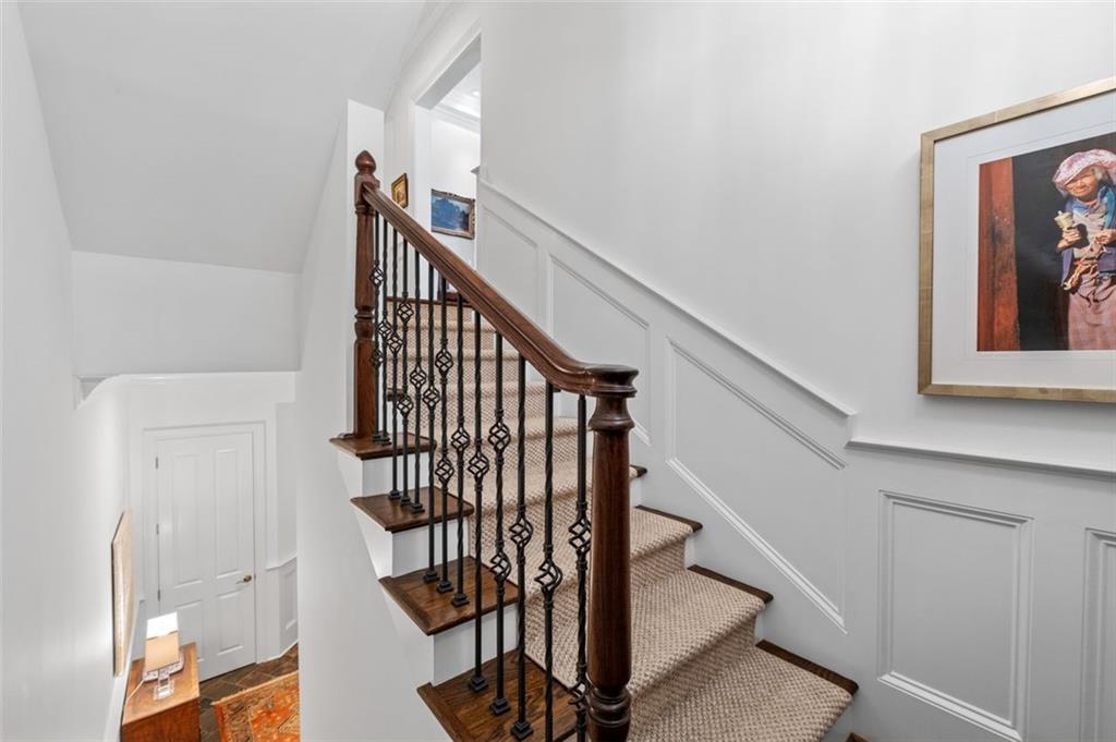 3338 PACES FERRY Avenue SE