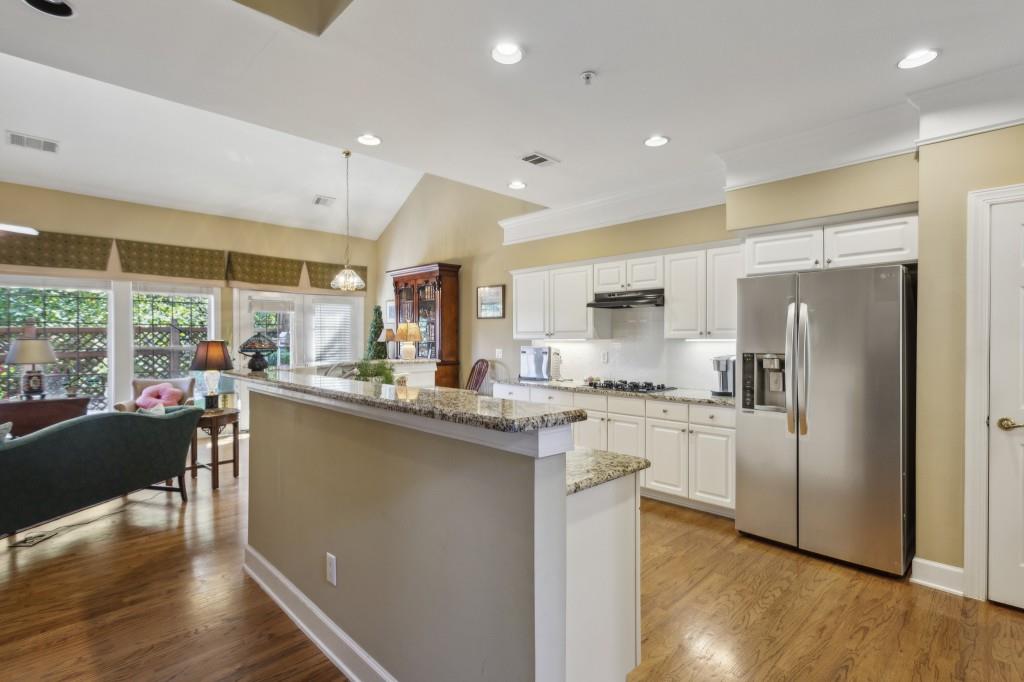 155 Westchester Drive SE