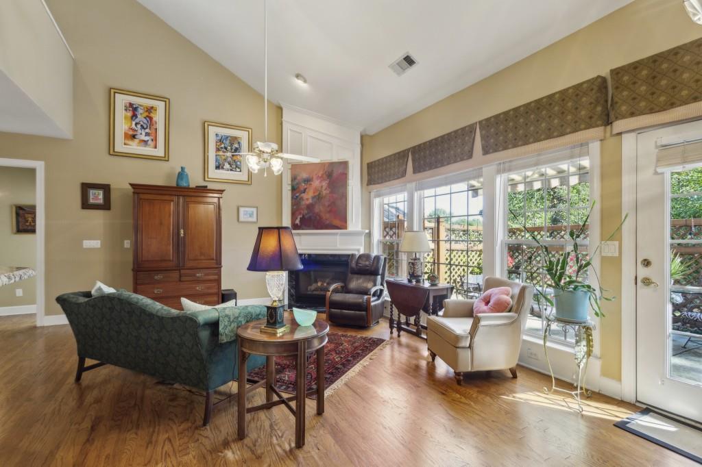 155 Westchester Drive SE