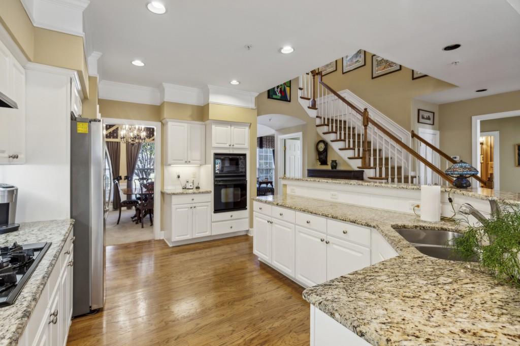 155 Westchester Drive SE