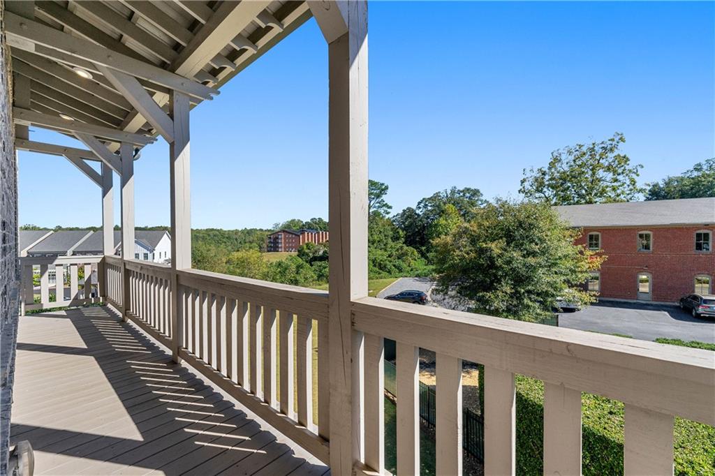 605 Maplewood Drive