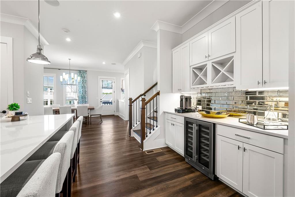 605 Maplewood Drive